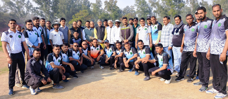 हिसार में हरियाणा बीज विकास निगम क्रिकेट टूर्नामेंट का भव्य शुभारंभ,खेलों से बढ़ती है ऊर्जा और कार्यक्षमता: देव कुमार शर्मा