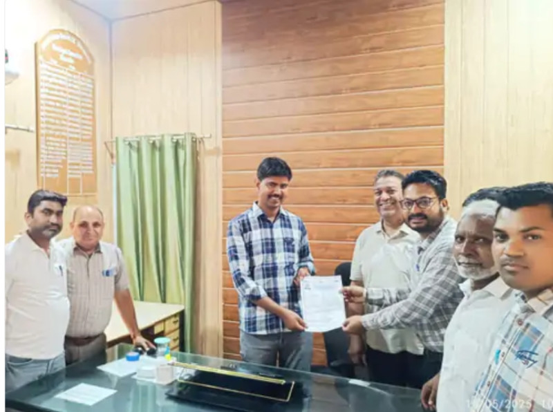 रानियां में अंबेडकर भवन निर्माण में देरी पर एक्शन:नगरपालिका सचिव से मिले समिति पदाधिकारी, लाइब्रेरी बनाने की मांग